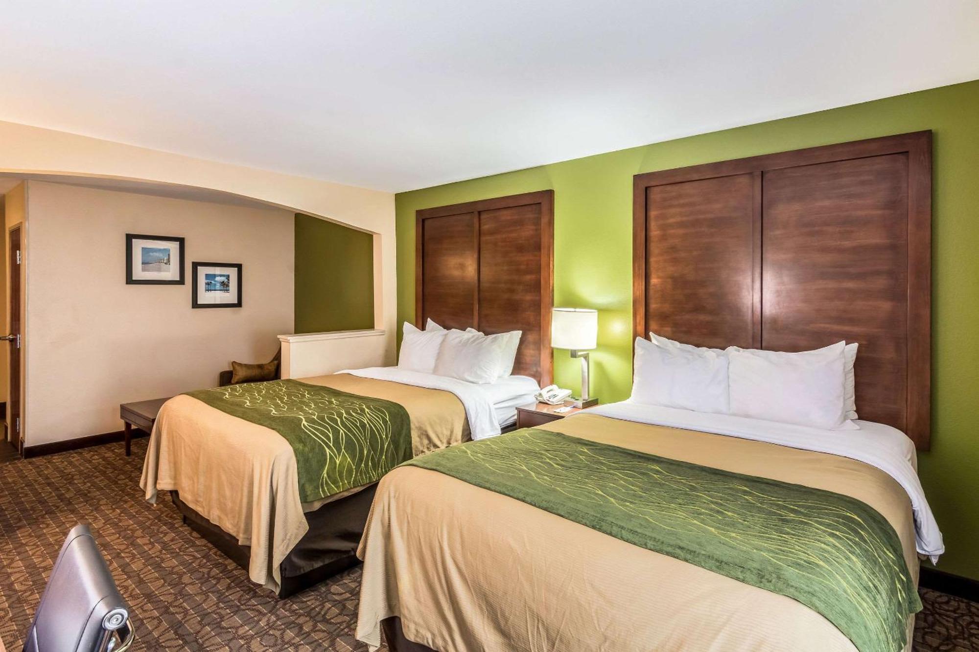 Comfort Inn & Suites Panama City North Esterno foto