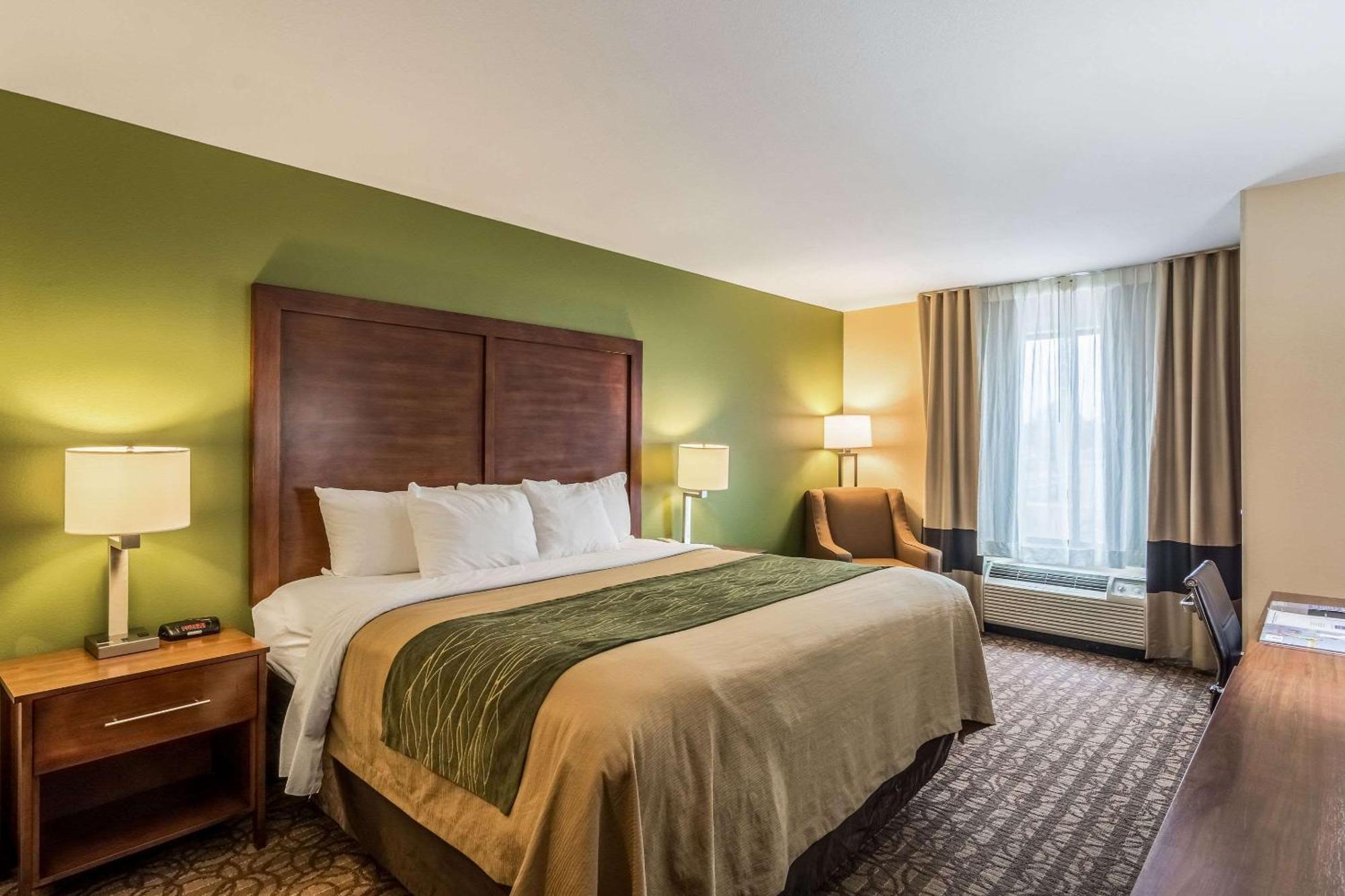 Comfort Inn & Suites Panama City North Esterno foto