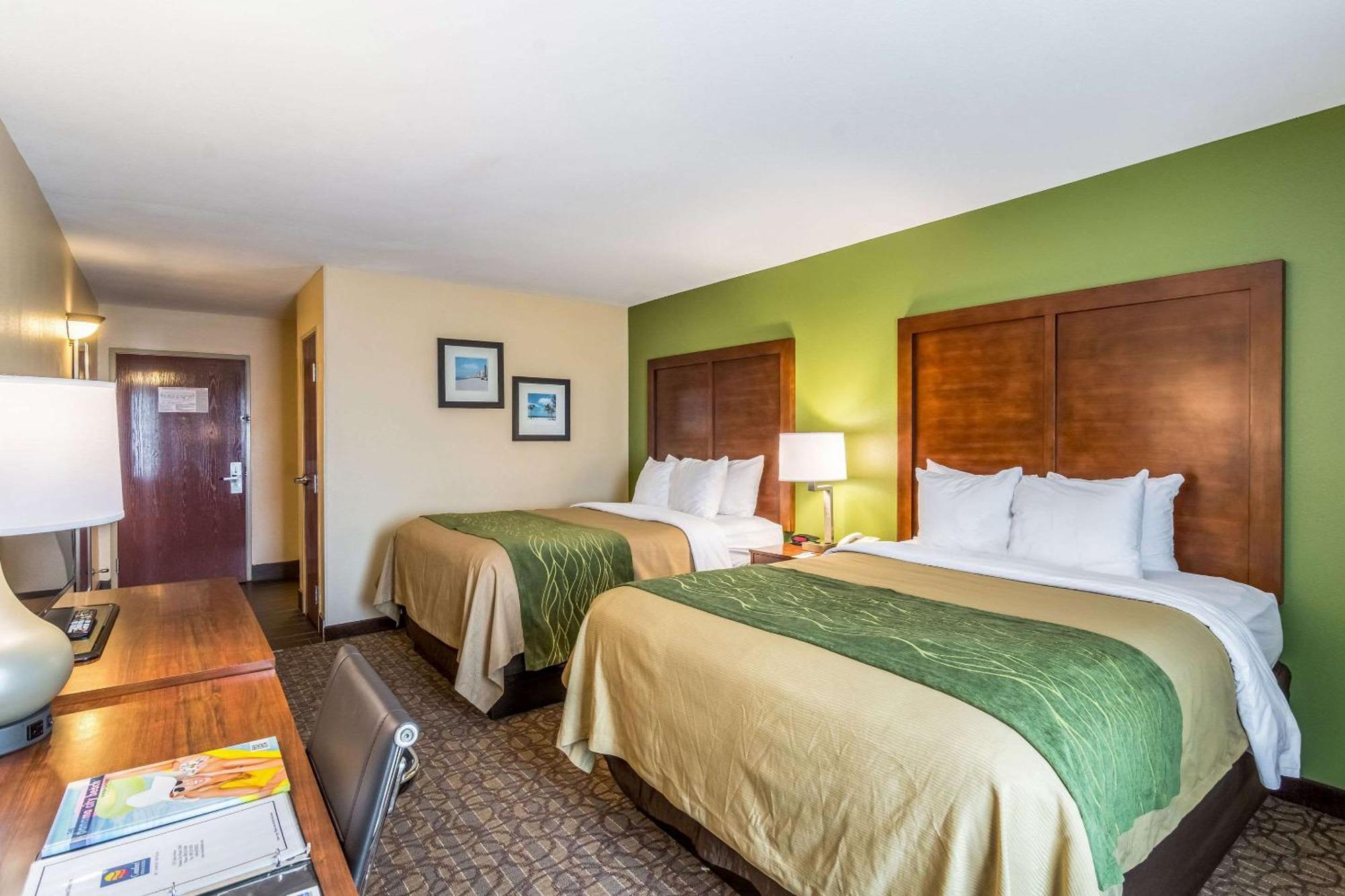 Comfort Inn & Suites Panama City North Esterno foto