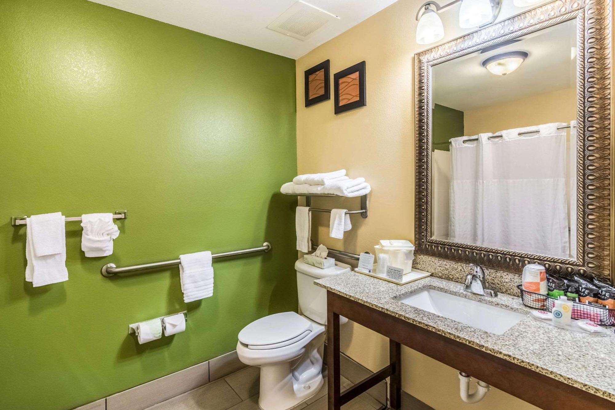 Comfort Inn & Suites Panama City North Esterno foto