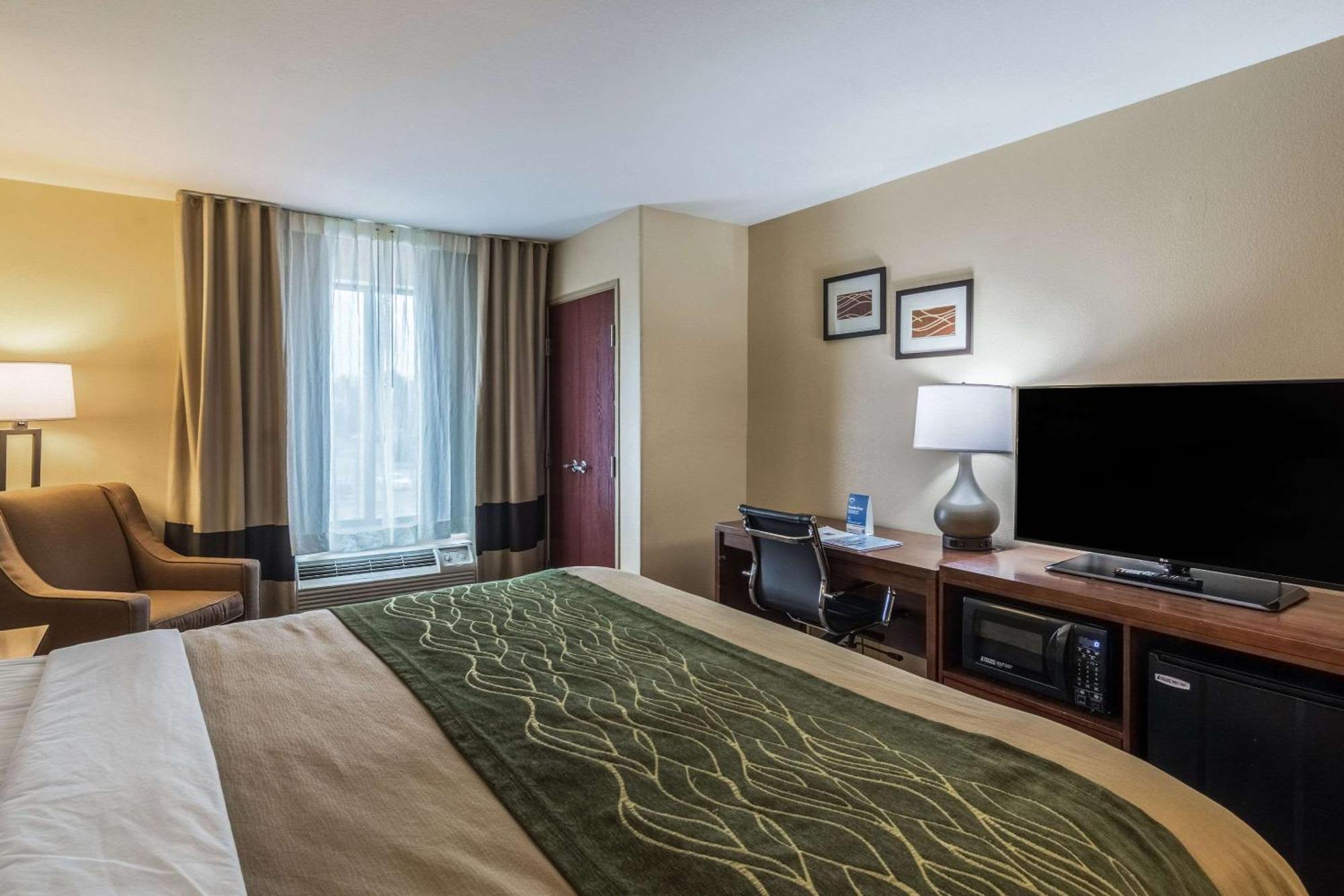 Comfort Inn & Suites Panama City North Esterno foto