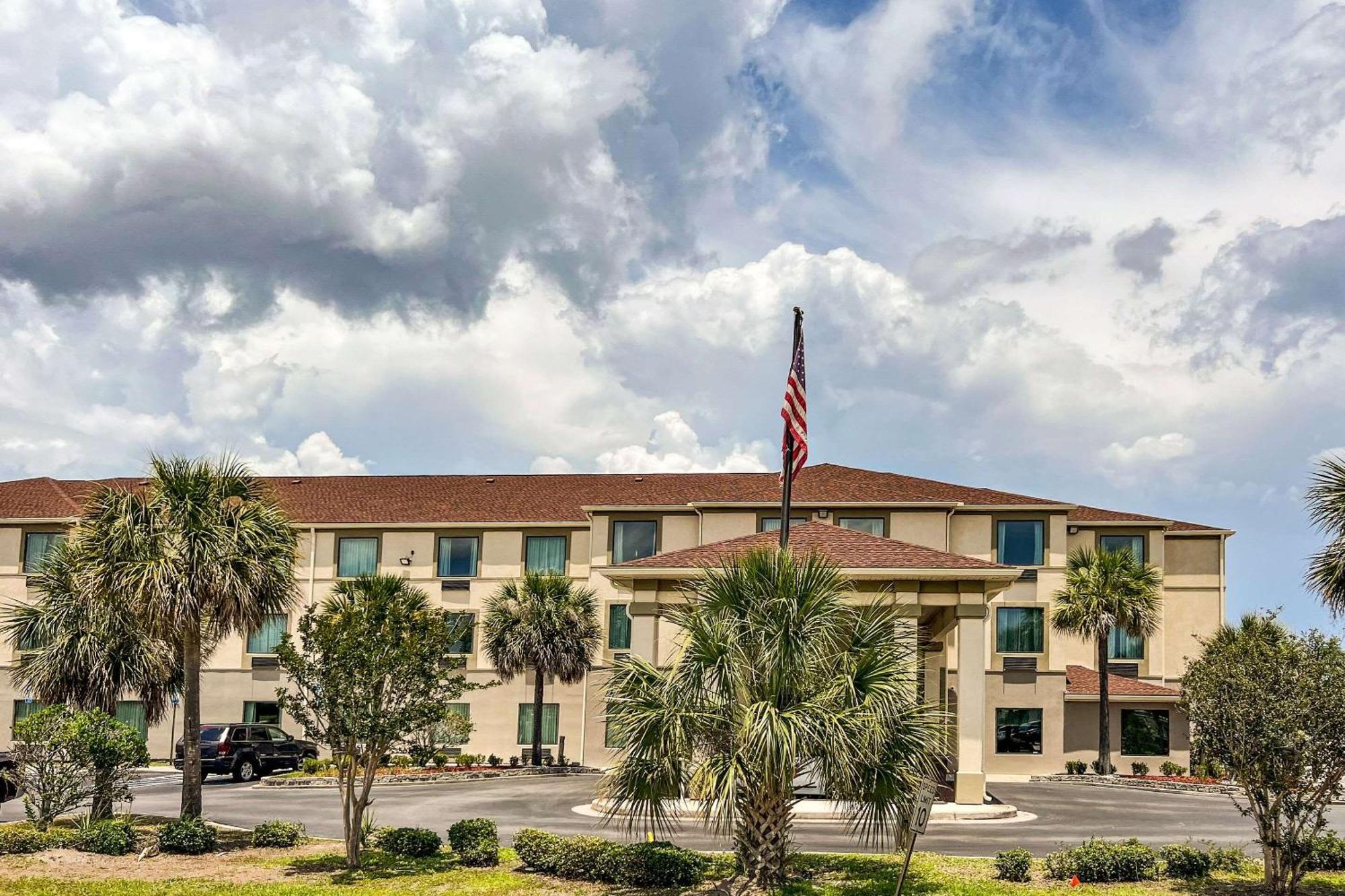 Comfort Inn & Suites Panama City North Esterno foto